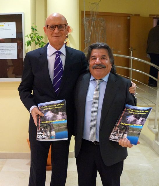 El escritor torreño José Martínez el Lali presentó su obra Las arterias de mi vida en su tierra - 5, Foto 5