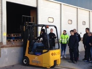 Curso Teórico-Práctico destinado a la obtención de los títulos de Carretillero y Operador de Aparatos Elevadores - 1, Foto 1