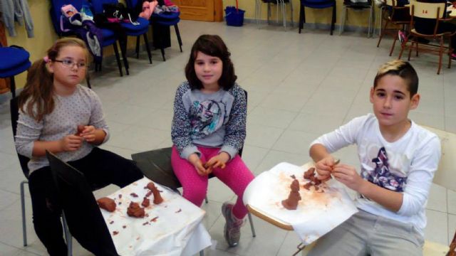 Alfarería y música para cerrar los talleres de noviembre de la asociación Alábega de Ceutí - 5, Foto 5