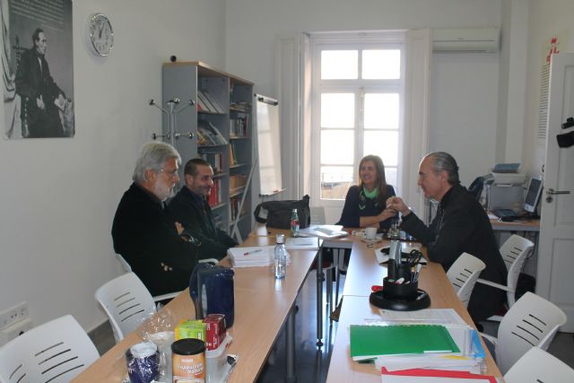 Sandro Luna, ganador del 28 Premio Internacional de Poesía Antonio Oliver Belmás - 2, Foto 2