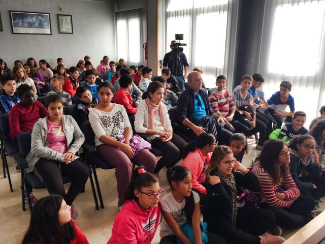 Alumnos y alumnas de Lorquí participan como concejales en el pleno infantil con motivo del Día de la Constitución - 2, Foto 2