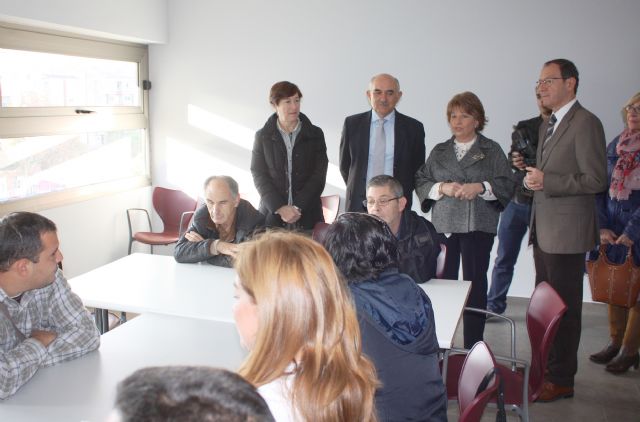El Alcalde asiste a la inauguración del centro de día que atiende a 75 para personas con enfermedad mental - 2, Foto 2