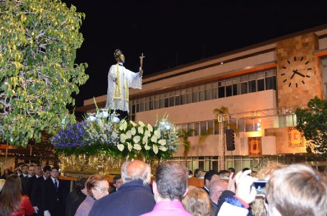 Música y fuegos artificiales para recibir al Patrón en la procesión del día grande de las fiestas - 2, Foto 2