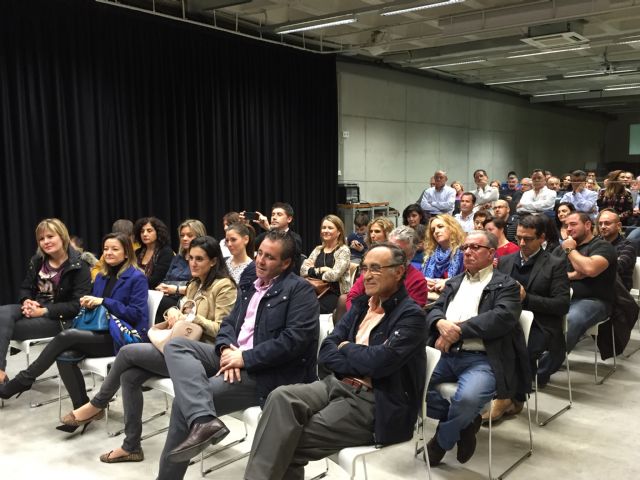 Espíritu González, el policía que corre maratones, presenta su segundo libro “Del sueño a la meta” - 1, Foto 1