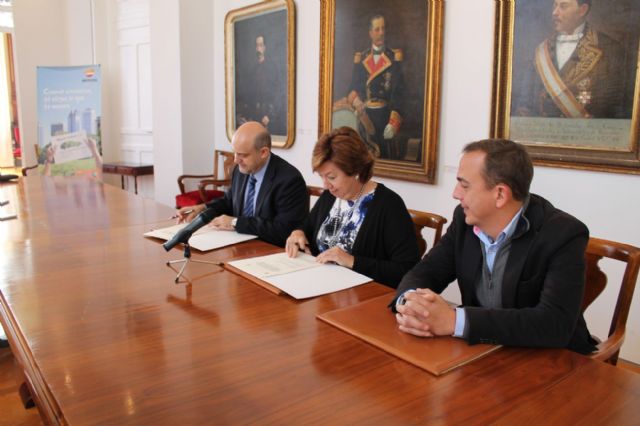 El Ayuntamiento adapta su parque móvil al uso de carburantes ecológicos alternativos - 1, Foto 1