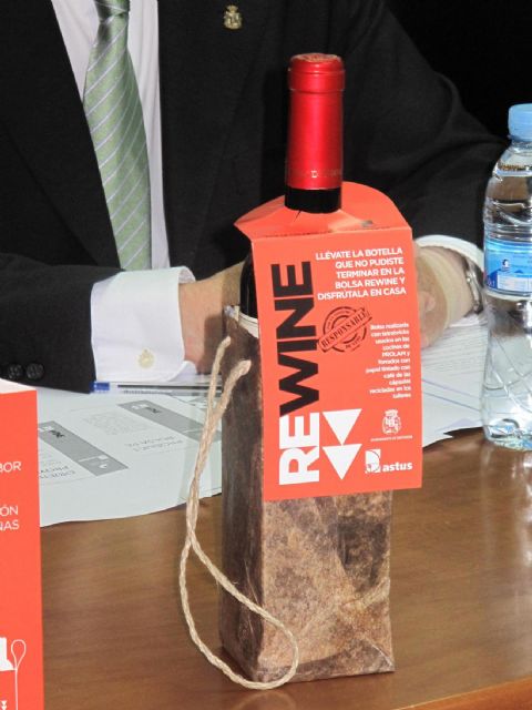 El proyecto Rewine invita al reciclado y el consumo responsable de vino - 4, Foto 4