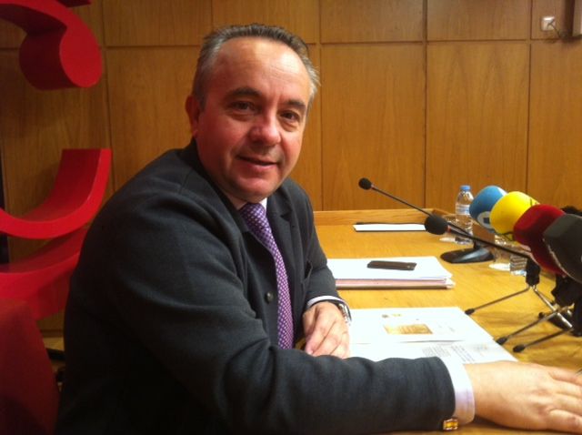 La Plaza de España acogerá los segundos domingos de cada mes un nuevo mercadillo de antigüedades y segunda mano - 1, Foto 1