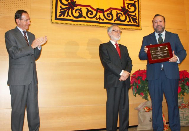 El Alcalde se suma a la conmemoración del XXXVI aniversario de la Constitución - 3, Foto 3