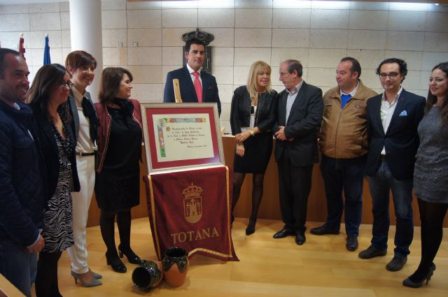 El Ayuntamiento concede el título de Hija Predilecta de la Ciudad a María García Bárbara Rey - 1, Foto 1