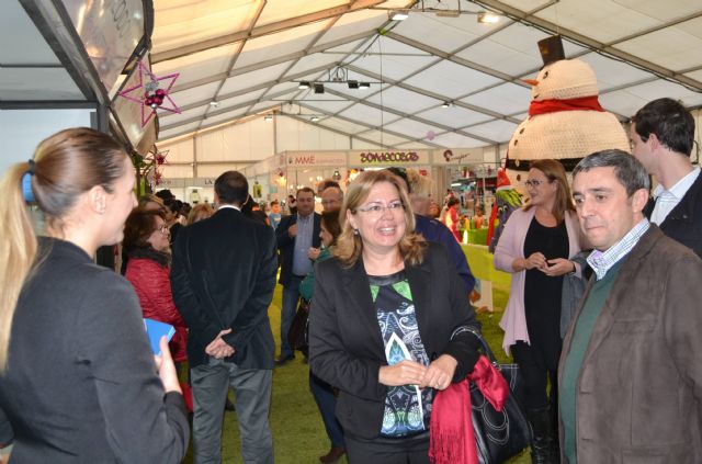 Arranca la III Feria de Navidad con descuentos y novedades en más de 40 comercios - 1, Foto 1