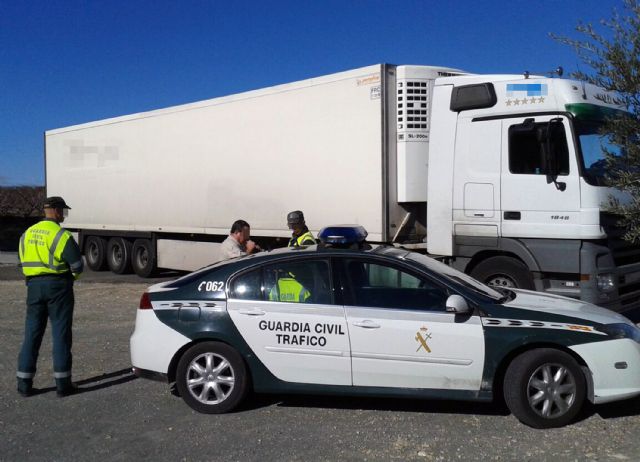 La Guardia Civil detiene a un camionero por superar siete veces la tasa máxima de alcoholemia - 3, Foto 3