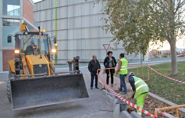 Comienzan las obras de mejora de calles, accesos y seguridad vial en el barrio El Cortijico de Puerto Lumbreras - 1, Foto 1