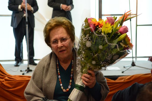 gueda Romero Velasco recibe el Premio Voluntaria Solidaria 2014, Foto 1