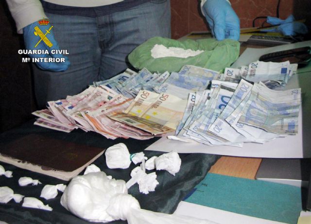 La Guardia Civil desmantela un importante punto de distribución de cocaína en Jumilla - 2, Foto 2