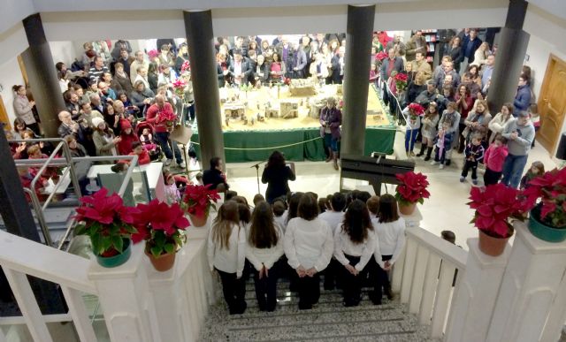Lorquí da la bienvenida a la Navidad con la inauguración del Belén Municipal - 3, Foto 3