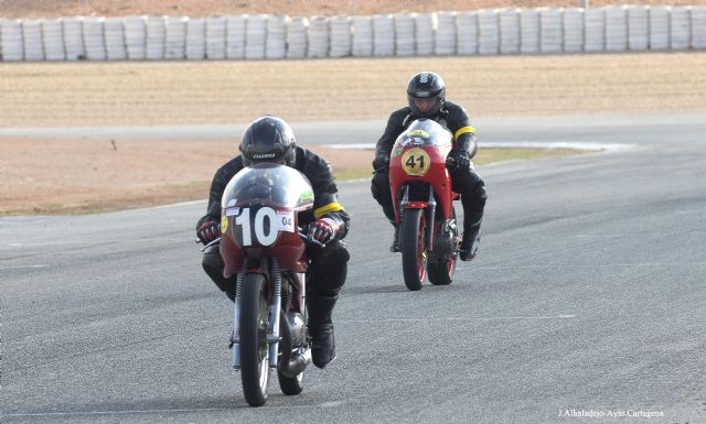 Las motos clásicas rugieron en el Circuito de Velocidad de Cartagena - 5, Foto 5