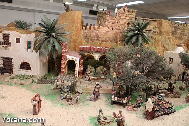 Ms de cuatrocientas figuras y doce misterios componen el Beln Municipal - 7