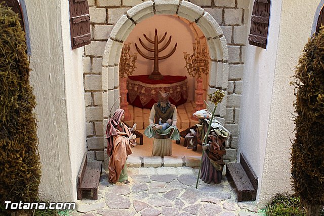 Ms de cuatrocientas figuras y doce misterios componen el Beln Municipal - 24