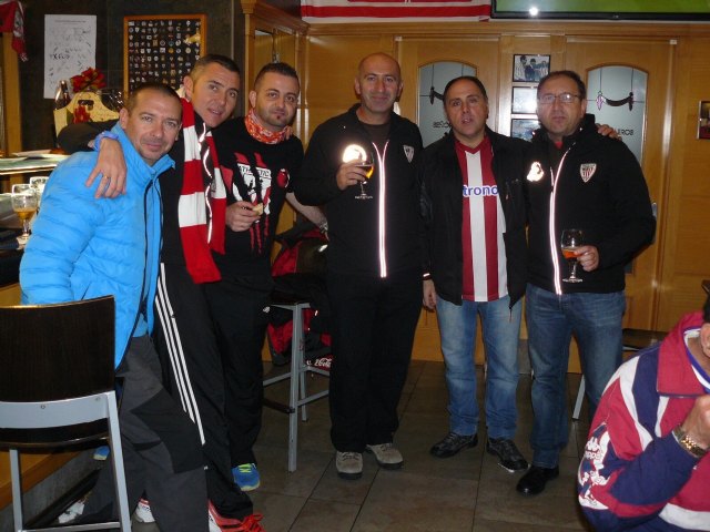 La Peña Athletic de Totana organiz un viaje a Bilbao para presenciar el encuentro entre el Athletic Club y el Crdoba - 9