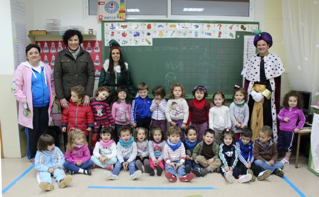 El Cartero Real llega a los Centros de Educación Infantil y Primaria de Puerto Lumbreras. Navidad 2014 - 1, Foto 1