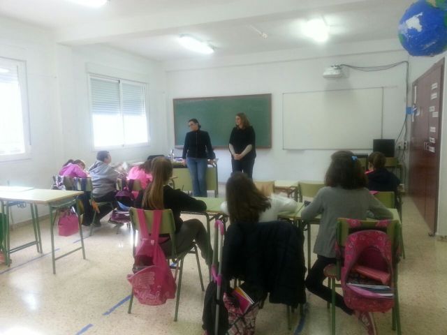 Charlas informativas frente a la violencia de género - 1, Foto 1