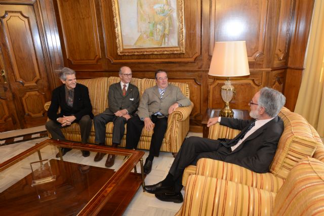 La Asamblea mantiene su colaboración a la Academia de Medicina - 2, Foto 2