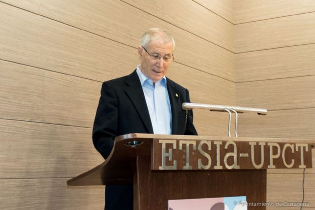 La poesía protagoniza el encuentro de mujeres diversas a través de las letras - 3, Foto 3