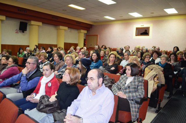Los Cuentos para sanar de la escritora alguaceña Raquel Mengual se presentan en sociedad en una abarrotada Casa de la Cultura local - 1, Foto 1