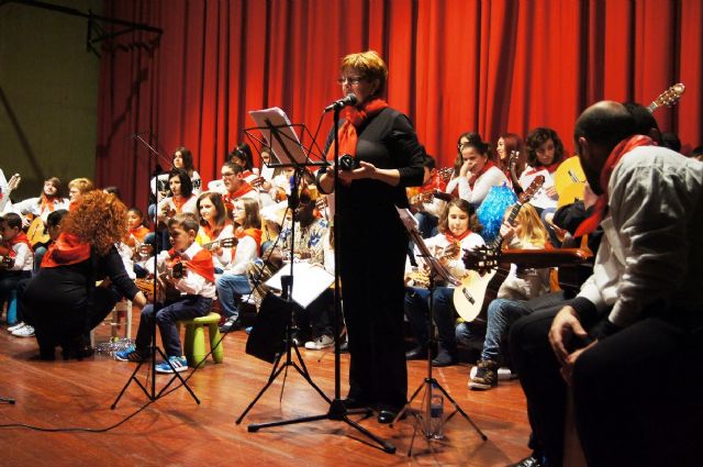 Éxito del Concierto del “Grupo musical de Ana” en el Centro Sociocultural “La Cárcel”, Foto 1