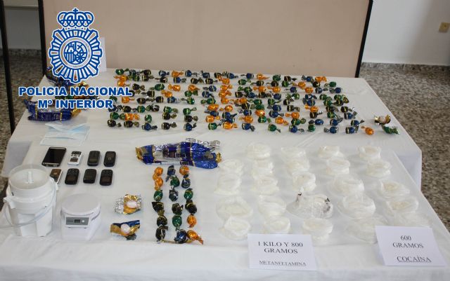 La Policía Nacional desmantela una organización especializada en introducir metanfetamina en Japón camuflada como bombones - 1, Foto 1