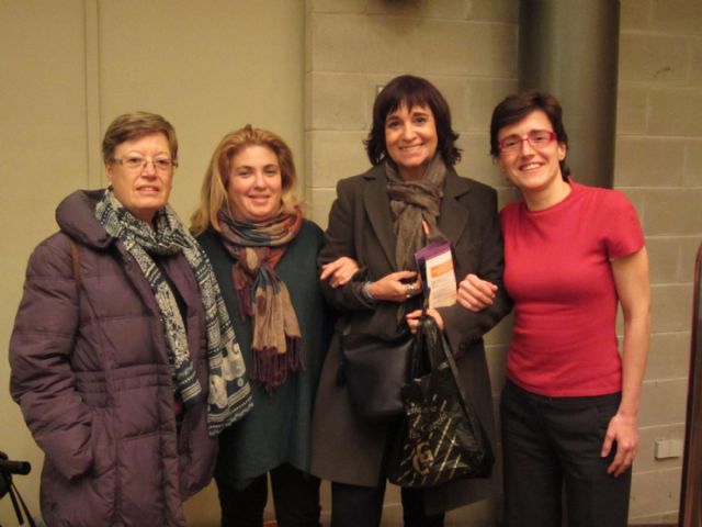 Rosa Montero compartió impresiones con los integrantes del taller Rincón Literario - 1, Foto 1