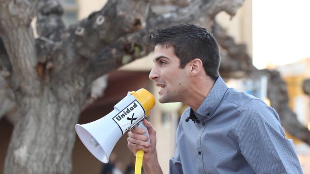 Los ciudadanos reivindican ante la puerta del ayuntamiento ser escuchados - 3, Foto 3