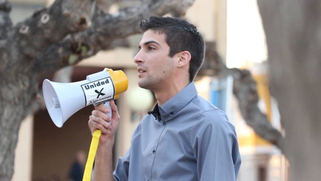 Los ciudadanos reivindican ante la puerta del ayuntamiento ser escuchados - 4, Foto 4
