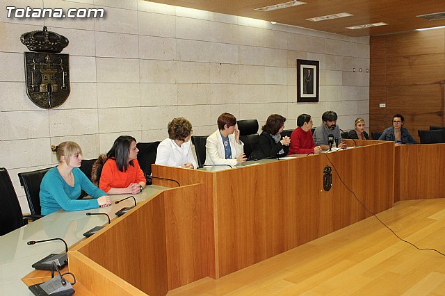 Se realiza una recepcin institucional a los alumnos franceses que han realizado prcticas en Totana de la mano del IES 