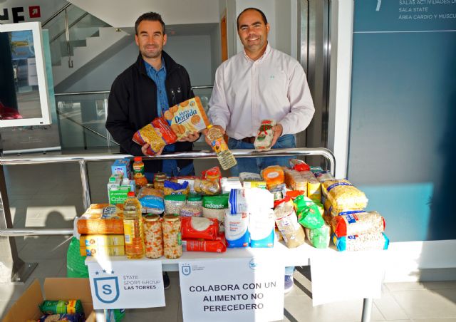 El State Sport Las Torres recoge comida para el Banco de Alimentos - 1, Foto 1