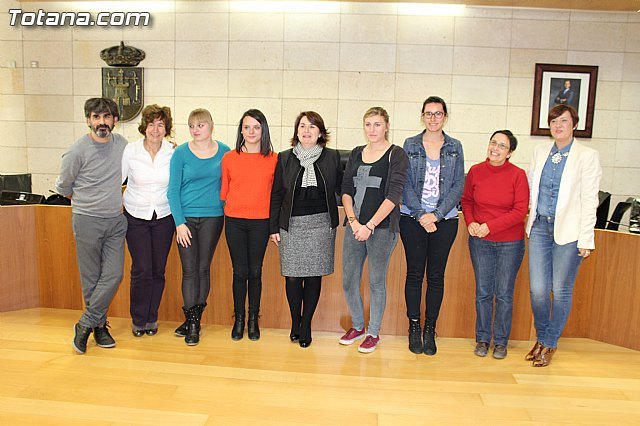 Se realiza una recepción institucional a los alumnos franceses que han realizado prácticas en Totana de la mano del IES Prado Mayor - 1, Foto 1