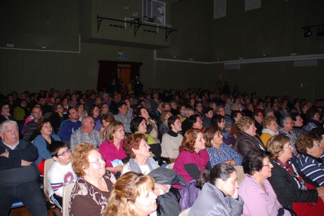Lleno total en la representación de la obra De Verano a Navidad - 3, Foto 3