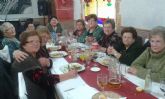 Más de doscientos mayores de Alguazas reciben la Navidad a ritmo de excursión, almuerzo de convivencia y baile