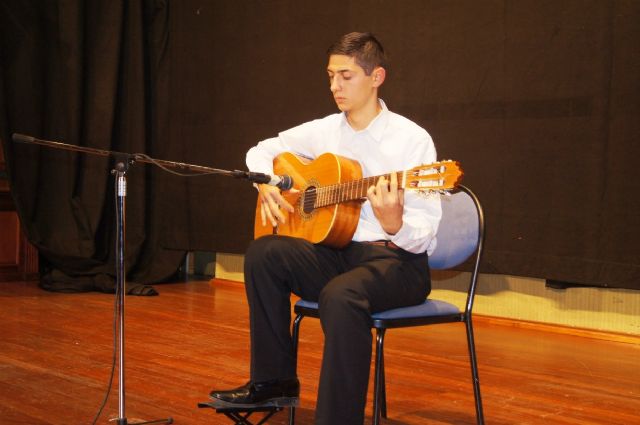 Alumnos de Iniciación a la Música y de Guitarra de la Escuela Municipal de Música ofrecen sendos conciertos, Foto 6