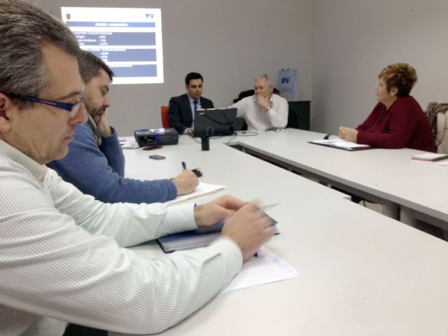 El director del SEF asiste a la segunda reunión de la comisión por el 'Pacto Local por el Empleo' - 1, Foto 1