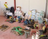 La Guardia Civil recupera 4 toneladas de fitosanitarios y abono, esclareciendo cerca de 50 robos en casas de campo