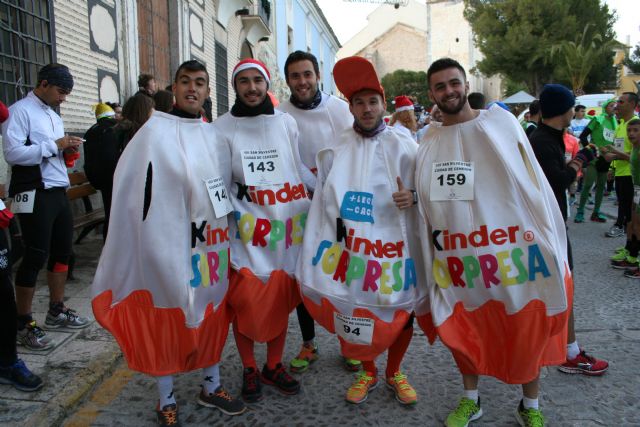Casi 200 corredores participan en la VIII San Silvestre de Cehegín con originales disfraces - 2, Foto 2