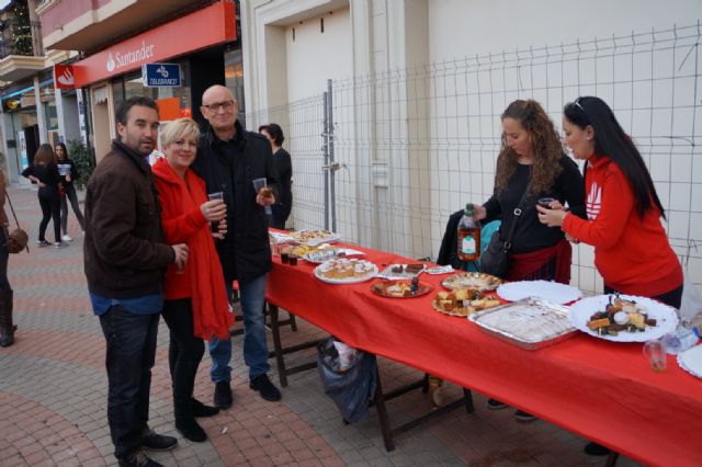 El I Flashmob Navideño de la asociación Kimera torreña, todo un éxito - 1, Foto 1