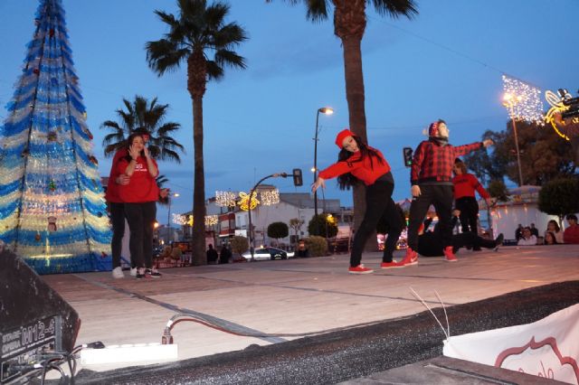 El I Flashmob Navideño de la asociación Kimera torreña, todo un éxito - 2, Foto 2