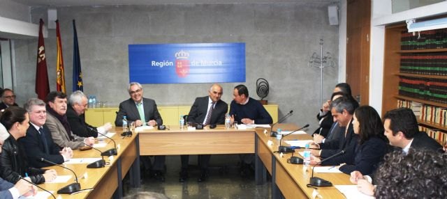 El Gobierno regional renueva los convenios de colaboración en materia tributaria con 18 ayuntamientos de la Región - 1, Foto 1
