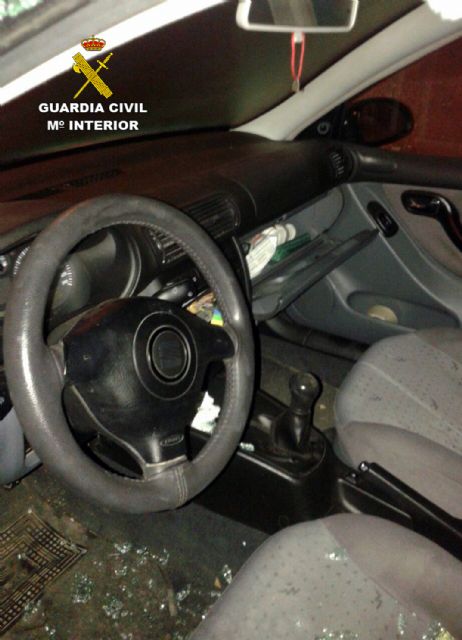 La Guardia Civil detiene a un joven por la comisión de una quincena de robos en interior de vehículos - 1, Foto 1