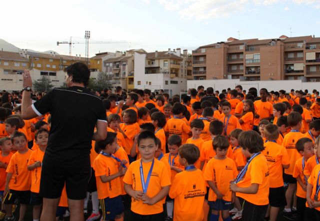 Más de cien alumnos de las Escuelas Deportivas Municipales se enfrentan el domingo al Caravaca - 3, Foto 3