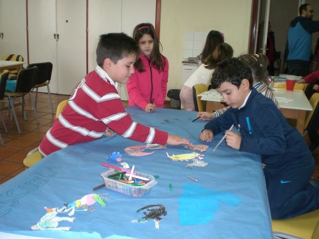 Un total de 25 personas participan, por primera vez, en la Escuela de Navidad que se celebra en el centro sociocultural La Cárcel, Foto 2