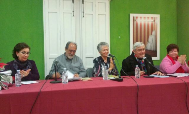 Puerto Lumbreras celebra un recital de poesía navideño, con poetas locales - 1, Foto 1