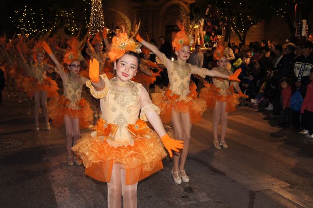Miles de personas salen a la calle a recibir a los Reyes Magos - 2, Foto 2